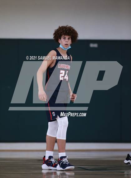 Thumbnail 1 in Arcadia vs Leuzinger (West Side Tip off Classic) photogallery.