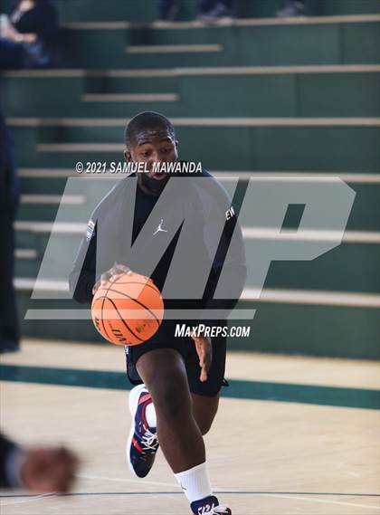 Thumbnail 2 in Arcadia vs Leuzinger (West Side Tip off Classic) photogallery.