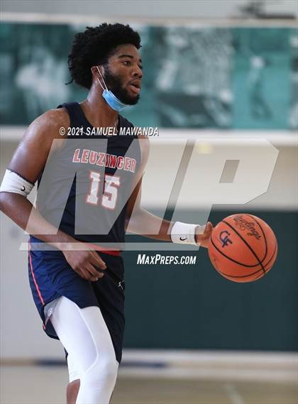 Thumbnail 3 in Arcadia vs Leuzinger (West Side Tip off Classic) photogallery.