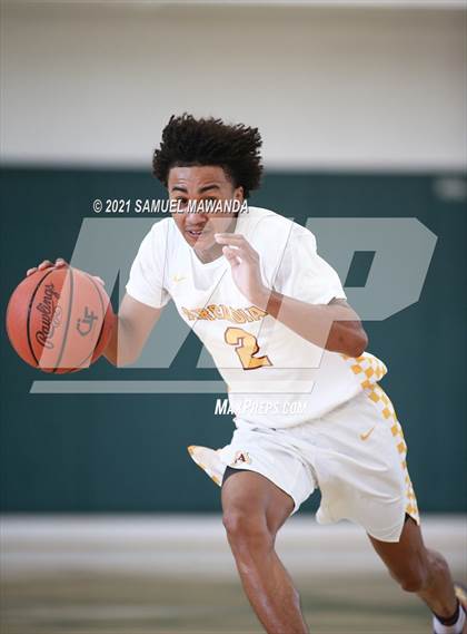Thumbnail 3 in Arcadia vs Leuzinger (West Side Tip off Classic) photogallery.