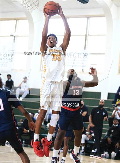 Thumbnail 2 in Arcadia vs Leuzinger (West Side Tip off Classic) photogallery.