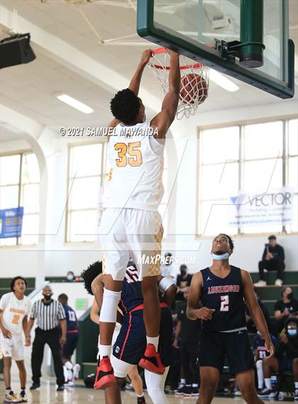 Thumbnail 3 in Arcadia vs Leuzinger (West Side Tip off Classic) photogallery.