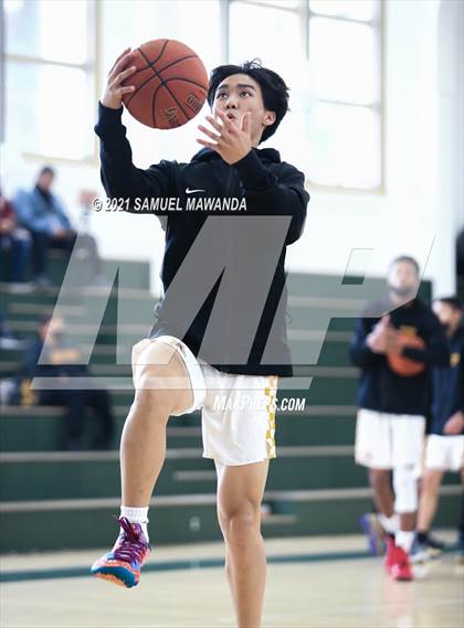 Thumbnail 3 in Arcadia vs Leuzinger (West Side Tip off Classic) photogallery.
