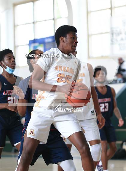 Thumbnail 2 in Arcadia vs Leuzinger (West Side Tip off Classic) photogallery.