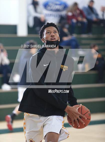 Thumbnail 2 in Arcadia vs Leuzinger (West Side Tip off Classic) photogallery.