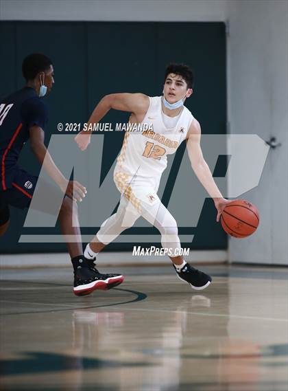 Thumbnail 2 in Arcadia vs Leuzinger (West Side Tip off Classic) photogallery.