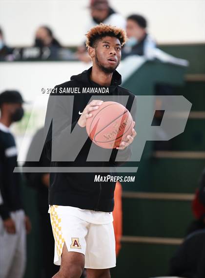 Thumbnail 1 in Arcadia vs Leuzinger (West Side Tip off Classic) photogallery.