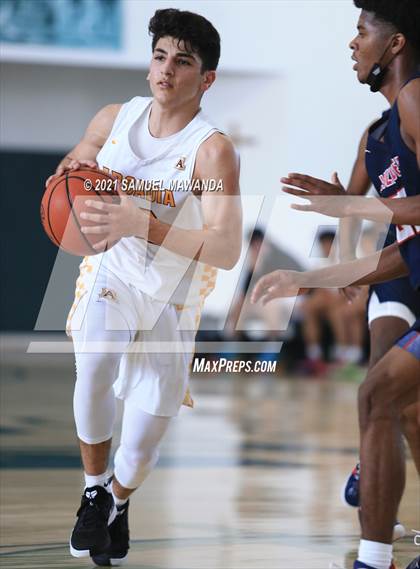 Thumbnail 3 in Arcadia vs Leuzinger (West Side Tip off Classic) photogallery.