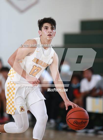Thumbnail 2 in Arcadia vs Leuzinger (West Side Tip off Classic) photogallery.