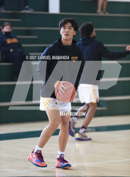 Thumbnail 2 in Arcadia vs Leuzinger (West Side Tip off Classic) photogallery.