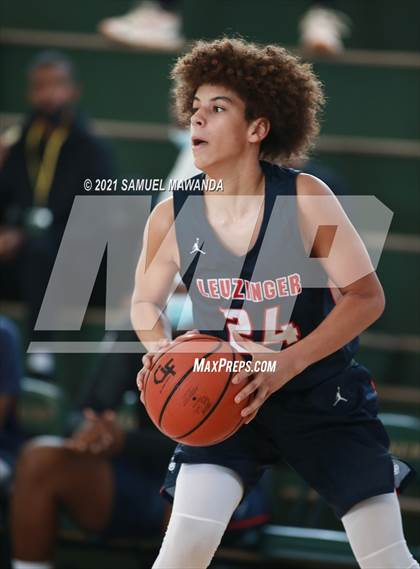 Thumbnail 2 in Arcadia vs Leuzinger (West Side Tip off Classic) photogallery.