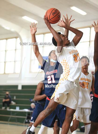 Thumbnail 1 in Arcadia vs Leuzinger (West Side Tip off Classic) photogallery.