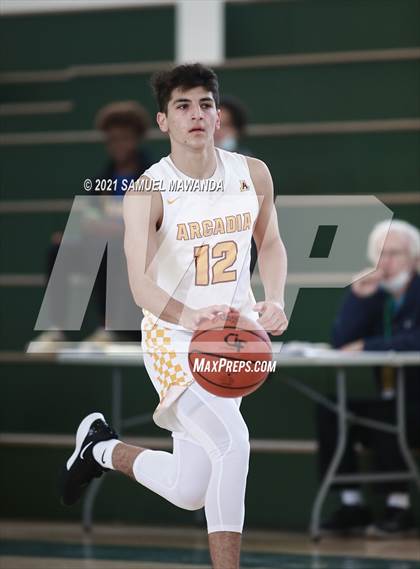 Thumbnail 3 in Arcadia vs Leuzinger (West Side Tip off Classic) photogallery.
