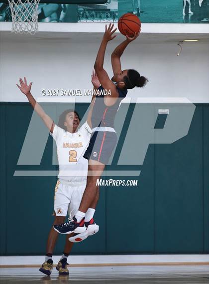 Thumbnail 2 in Arcadia vs Leuzinger (West Side Tip off Classic) photogallery.
