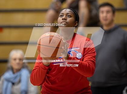 Thumbnail 1 in Montgomery vs San Leandro (Windsor Holiday Classic) photogallery.