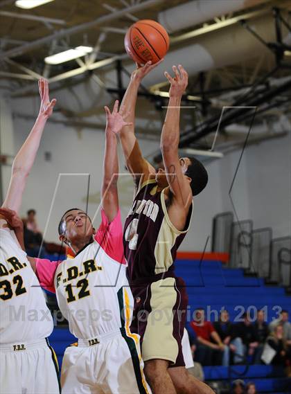 Thumbnail 2 in Roosevelt vs. Arlington photogallery.