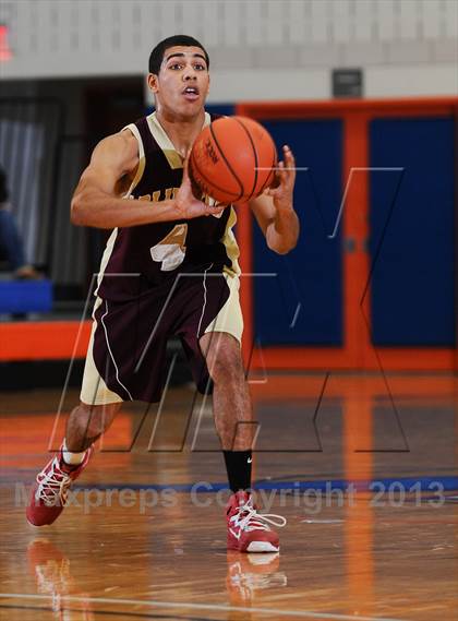 Thumbnail 3 in Roosevelt vs. Arlington photogallery.