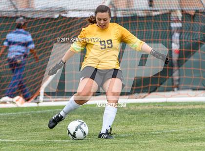 Thumbnail 1 in Steele vs. Vandegrift (UIL 6A Regional Final) photogallery.