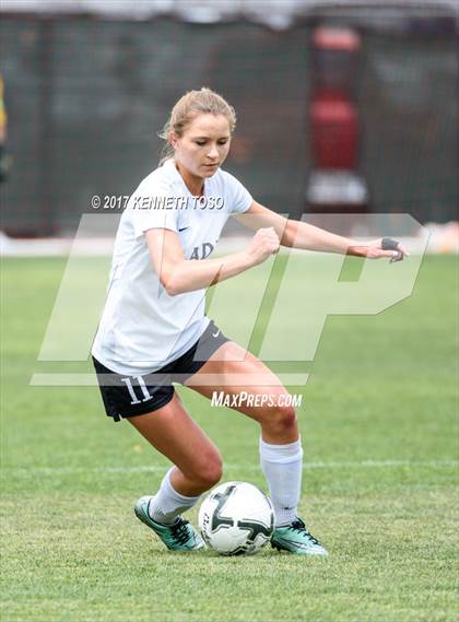Thumbnail 1 in Steele vs. Vandegrift (UIL 6A Regional Final) photogallery.