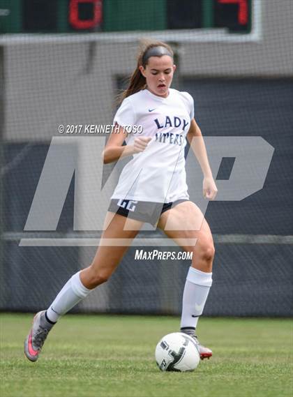 Thumbnail 1 in Steele vs. Vandegrift (UIL 6A Regional Final) photogallery.