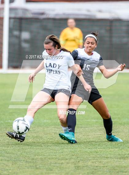 Thumbnail 1 in Steele vs. Vandegrift (UIL 6A Regional Final) photogallery.