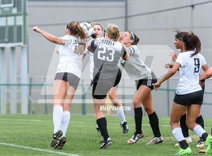 Thumbnail 3 in Steele vs. Vandegrift (UIL 6A Regional Final) photogallery.