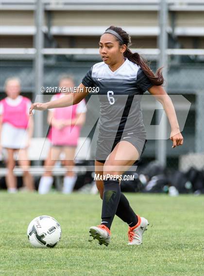 Thumbnail 1 in Steele vs. Vandegrift (UIL 6A Regional Final) photogallery.