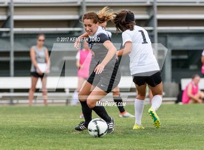 Thumbnail 2 in Steele vs. Vandegrift (UIL 6A Regional Final) photogallery.