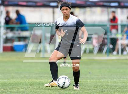 Thumbnail 2 in Steele vs. Vandegrift (UIL 6A Regional Final) photogallery.