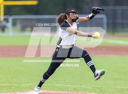 Thumbnail 1 in Turner @ Shawnee Heights (KSHSAA 5A East Region 3 Semifinal) photogallery.