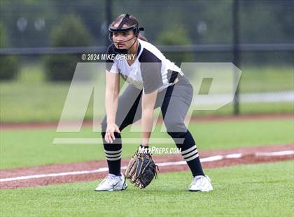 Thumbnail 2 in Turner @ Shawnee Heights (KSHSAA 5A East Region 3 Semifinal) photogallery.