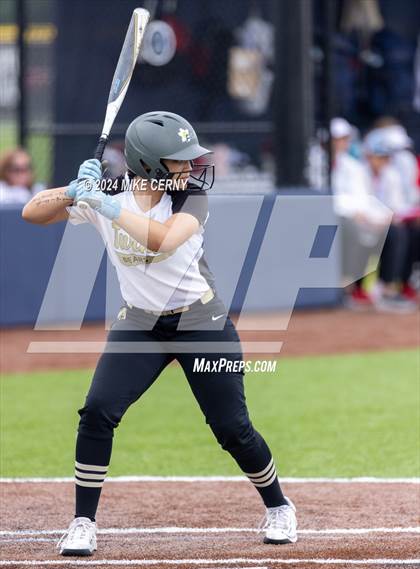 Thumbnail 1 in Turner @ Shawnee Heights (KSHSAA 5A East Region 3 Semifinal) photogallery.