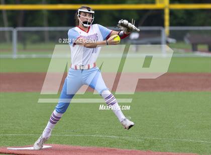 Thumbnail 3 in Turner @ Shawnee Heights (KSHSAA 5A East Region 3 Semifinal) photogallery.
