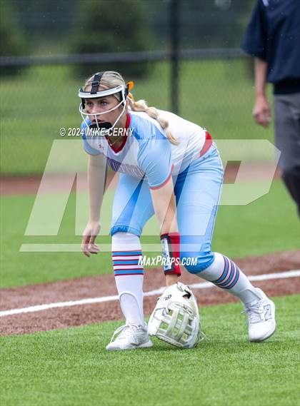 Thumbnail 3 in Turner @ Shawnee Heights (KSHSAA 5A East Region 3 Semifinal) photogallery.