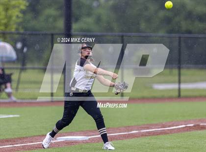 Thumbnail 3 in Turner @ Shawnee Heights (KSHSAA 5A East Region 3 Semifinal) photogallery.