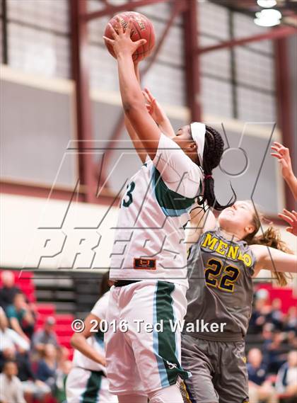 Thumbnail 2 in Sacred Heart Cathedral Preparatory vs. Menlo School (CIF CCS Open Division Playoff) photogallery.