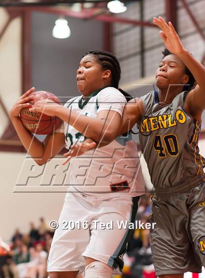 Thumbnail 1 in Sacred Heart Cathedral Preparatory vs. Menlo School (CIF CCS Open Division Playoff) photogallery.