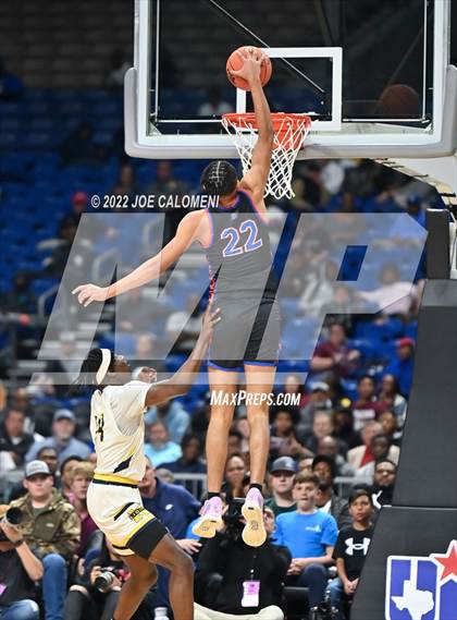 Thumbnail 2 in McKinney vs Duncanville (UIL 6A State Final) photogallery.