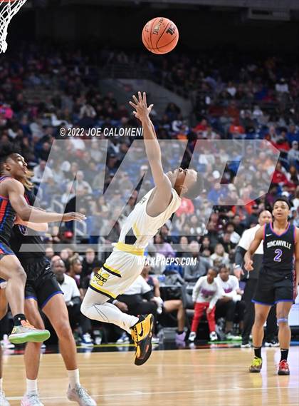 Thumbnail 1 in McKinney vs Duncanville (UIL 6A State Final) photogallery.