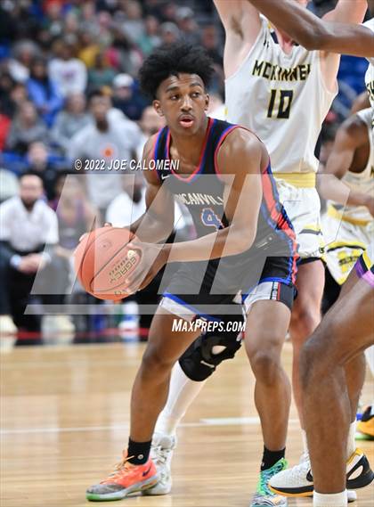 Thumbnail 1 in McKinney vs Duncanville (UIL 6A State Final) photogallery.