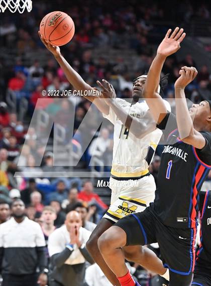 Thumbnail 2 in McKinney vs Duncanville (UIL 6A State Final) photogallery.