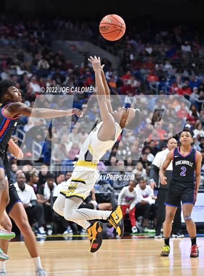Thumbnail 3 in McKinney vs Duncanville (UIL 6A State Final) photogallery.