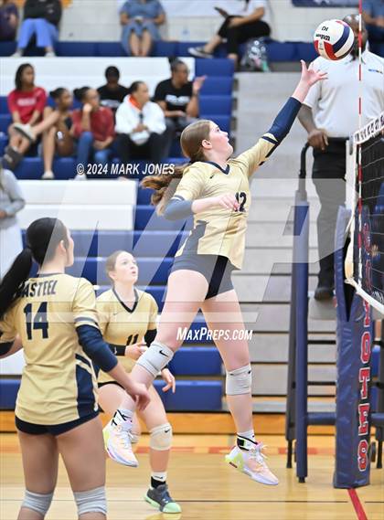Thumbnail 2 in Centennial vs. Casteel photogallery.