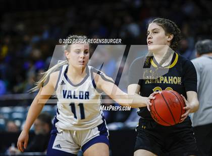 Thumbnail 2 in Valor Christian vs Arapahoe (CHSAA 5A Final 4) photogallery.