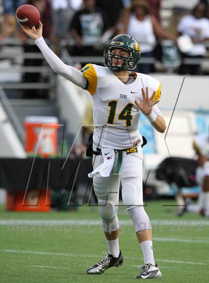 Thumbnail 2 in University vs. Madison County (FHSAA 3A Final) photogallery.