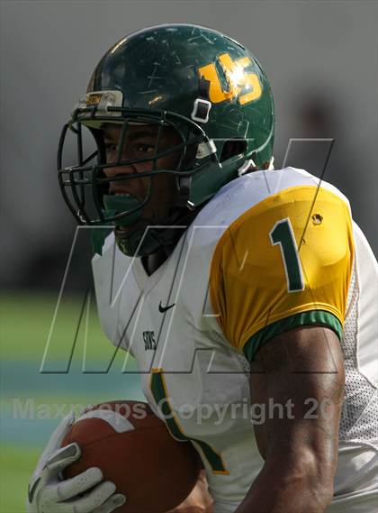 Thumbnail 1 in University vs. Madison County (FHSAA 3A Final) photogallery.