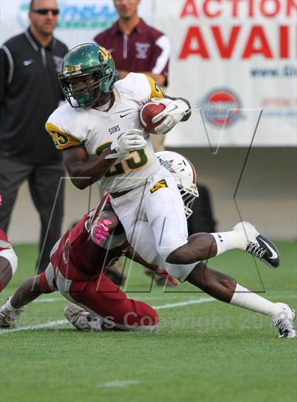 Thumbnail 3 in University vs. Madison County (FHSAA 3A Final) photogallery.