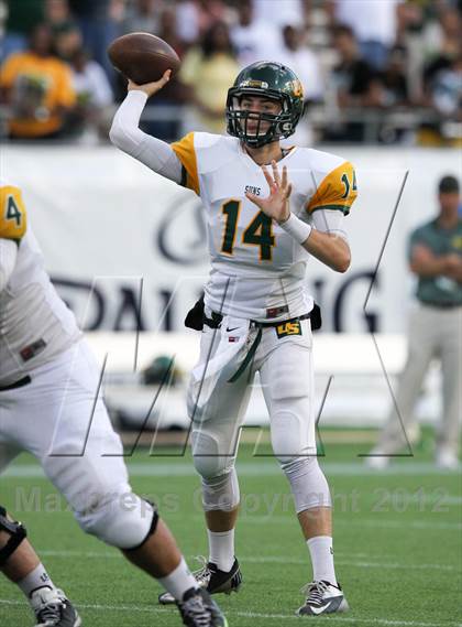 Thumbnail 2 in University vs. Madison County (FHSAA 3A Final) photogallery.