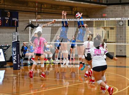 Thumbnail 2 in Columbus vs. Bob Jones photogallery.