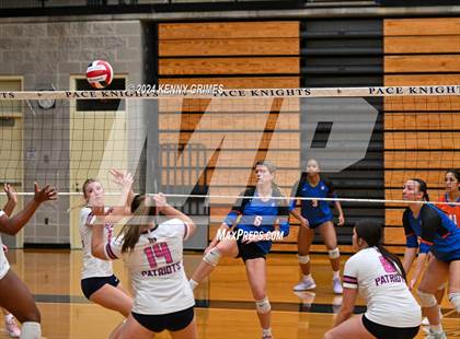 Thumbnail 1 in Columbus vs. Bob Jones photogallery.